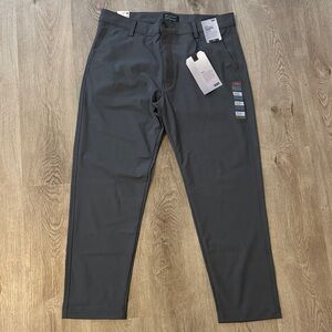 Levi's Men's Chino Standard Taper Pant
